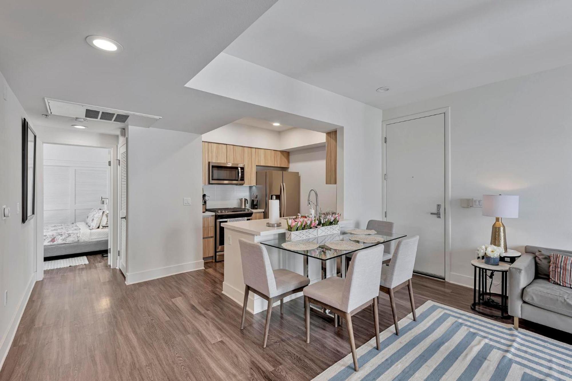 7 Large Down Town Santa Monica Apartment Los Angeles Exterior foto